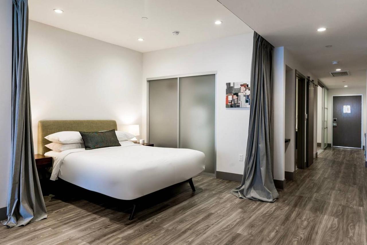 Bright Cozy & Clean In Dtla W Amazing Rooftop Apartment Los Angeles Bagian luar foto